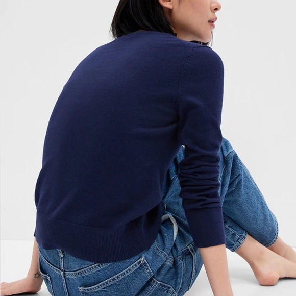 Gap Factory Classic Cotton Crewneck Cardigan Navy Blue Small NWT - Picture 2 of 7